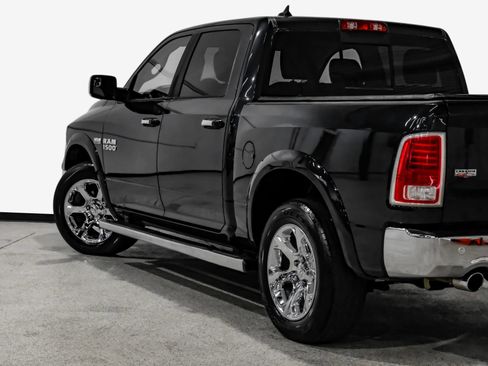 Used 2016 RAM 1500 Laramie w/ Convenience Group AWD/4WD image 14