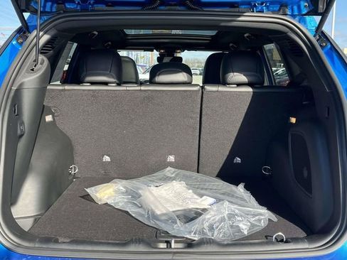 New 2026 Jeep Compass Latitude w/ Sun and Sound Group image 18