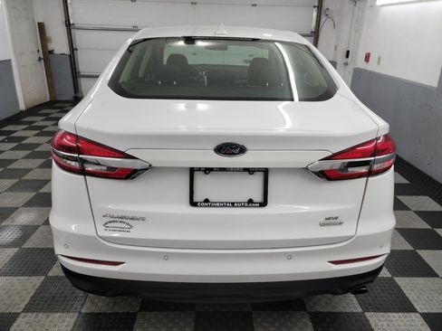 Used 2020 Ford Fusion SE FWD image 3