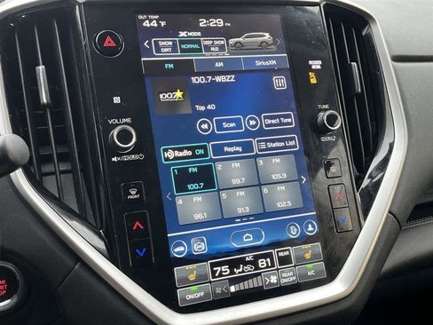 Used 2023 Subaru Ascent Limited image 10