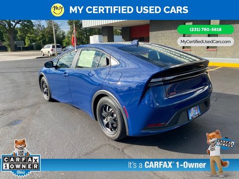 Used 2023 Toyota Prius Prime FWD image 9