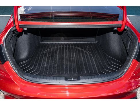 Used 2023 Kia Forte LXS image 9