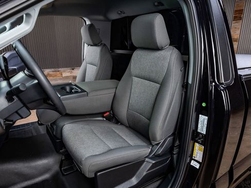 Used 2025 Ford F150 XL image 27