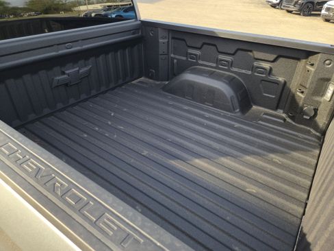 New 2026 Chevrolet Silverado 1500 RST AWD/4WD image 13