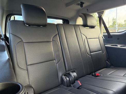 Used 2018 GMC Yukon XL SLT image 21