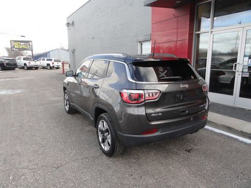 Used 2018 Jeep Compass Limited w/ Navigation Group image 3