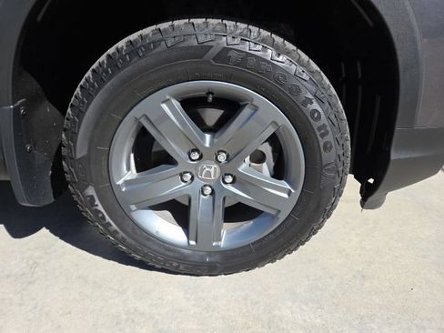 Certified 2023 Honda Ridgeline RTL image 14