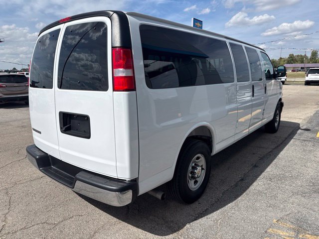 Used 2025 Chevrolet Express 3500 LT w/ LT Preferred Equipment Group RWD image 10