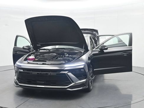 Used 2025 Hyundai Sonata SEL FWD image 49