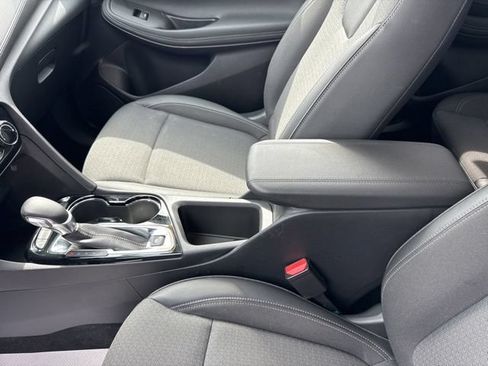 Used 2023 Buick Encore GX Preferred w/ Cold Weather Comfort Package FWD image 15