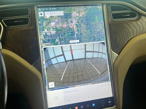 Used 2017 Tesla Model S 75D AWD/4WD image 19