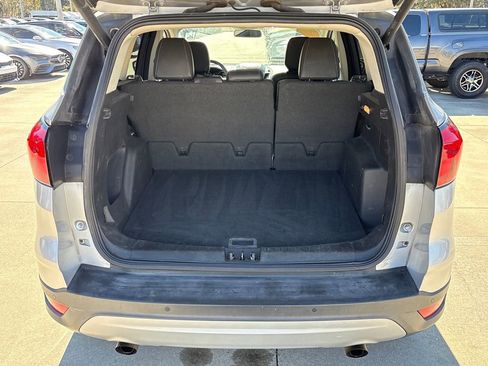 Used 2019 Ford Escape SEL image 32