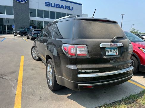 Used 2017 GMC Acadia Limited SLT AWD/4WD image 9