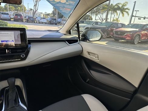 Used 2024 Toyota Corolla LE image 16