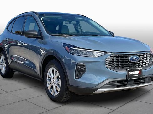 New 2026 Ford Escape Active w/ Cold Weather Package image 2