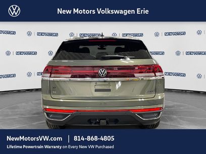 New 2026 Volkswagen Atlas Cross Sport SE
