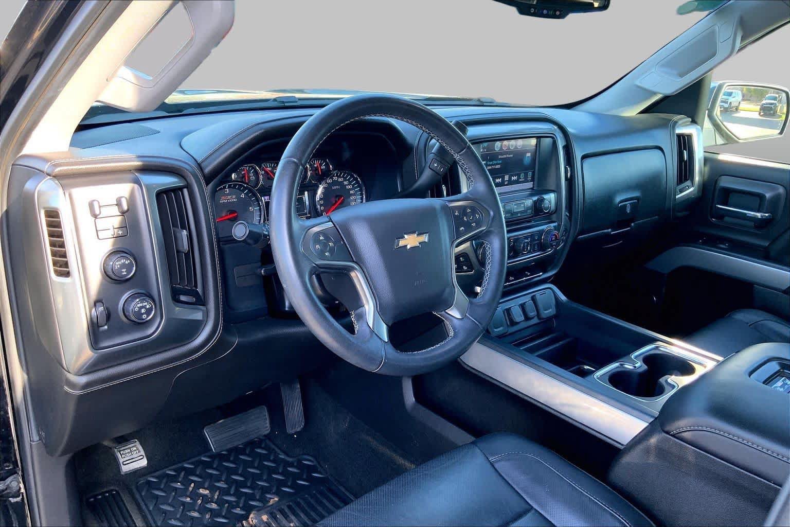 Used 2018 Chevrolet Silverado 1500 LTZ Z71 AWD/4WD image 18