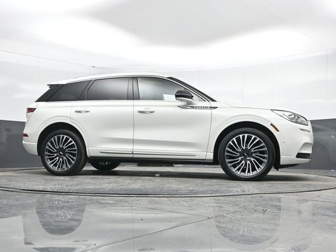 Used 2021 Lincoln Corsair Reserve w/ Equipment Group 201A image 48