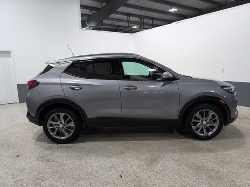 Used 2023 Buick Encore GX Essence w/ Experience Buick Package image 2