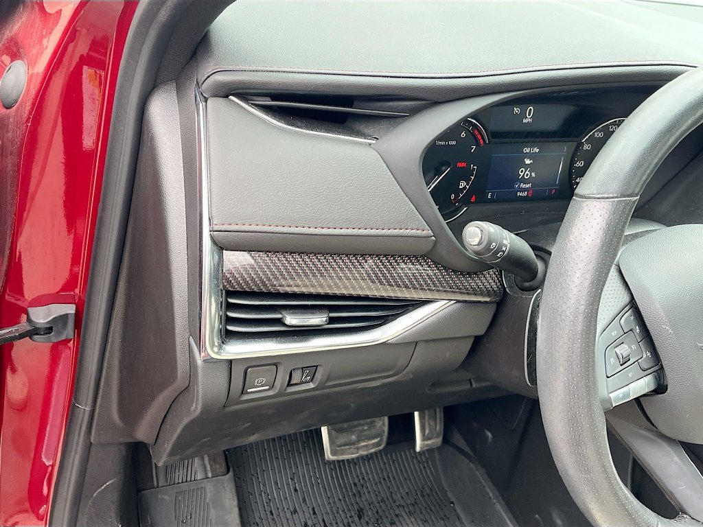 Used 2023 Cadillac XT4 Sport FWD image 10