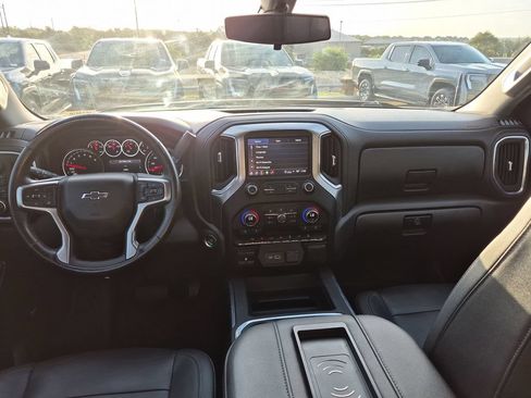 Used 2021 Chevrolet Silverado 1500 LT Trail Boss w/ Convenience Package II AWD/4WD image 32