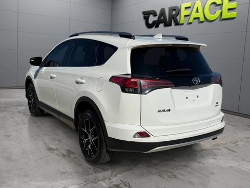 Used 2018 Toyota RAV4 SE w/ All Weather Liner Package AWD/4WD image 8