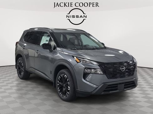 New 2026 Nissan Rogue SV image 3