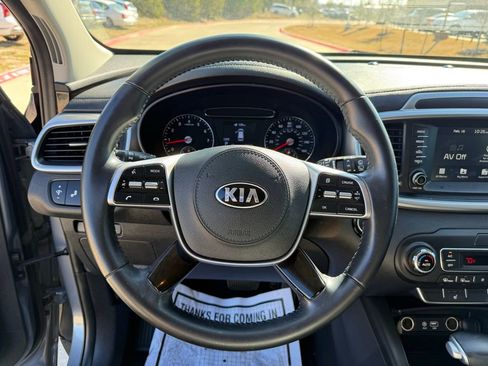 Used 2020 Kia Sorento S image 15