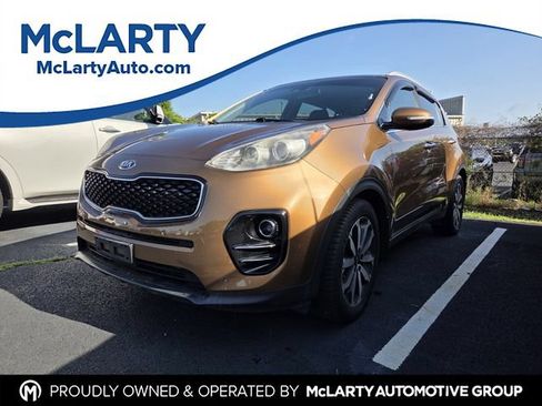 Used 2017 Kia Sportage EX w/ EX Technology Package FWD image 1