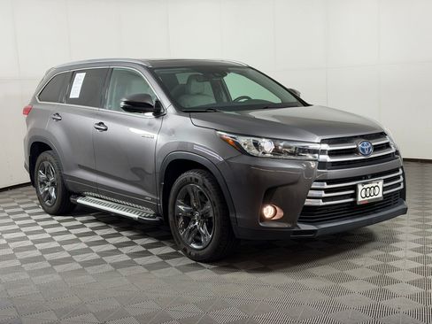 Used 2018 Toyota Highlander Limited Platinum AWD/4WD image 7