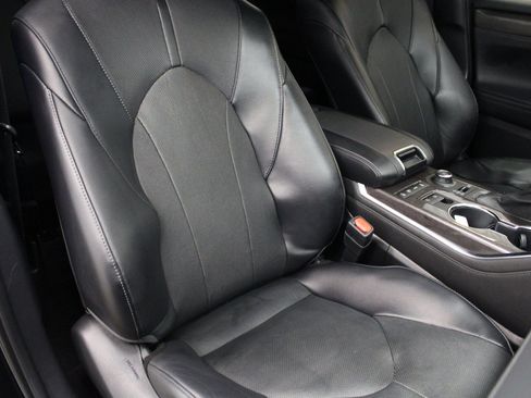 Used 2022 Toyota Highlander Limited image 31