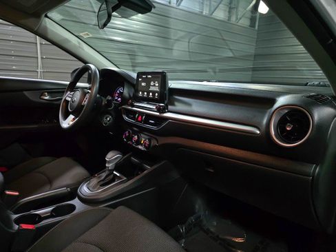 Used 2021 Kia Forte Sedan image 14