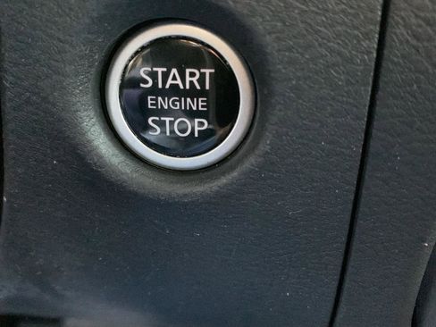 Used 2024 Nissan Frontier PRO-4X w/ Off-Road Protection Package image 17