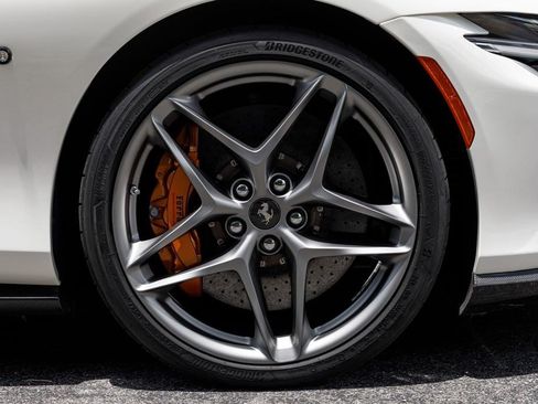 Used 2024 Ferrari Roma Spider RWD image 39