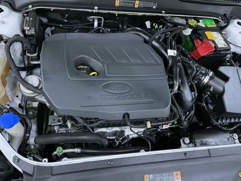 Used 2018 Ford Fusion SE w/ Equipment Group 201A image 18