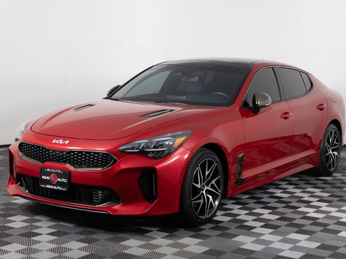 Used 2023 Kia Stinger GT-Line w/ Sun & Sound Package RWD image 2