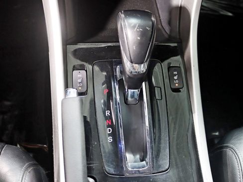 Used 2016 Honda Accord Touring image 24