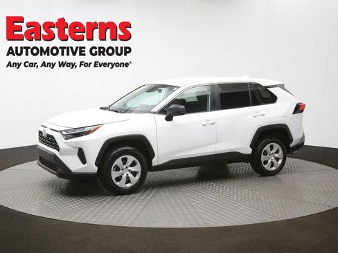 Used 2024 Toyota RAV4 LE image 57