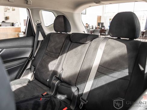 Used 2016 Nissan Rogue S image 27