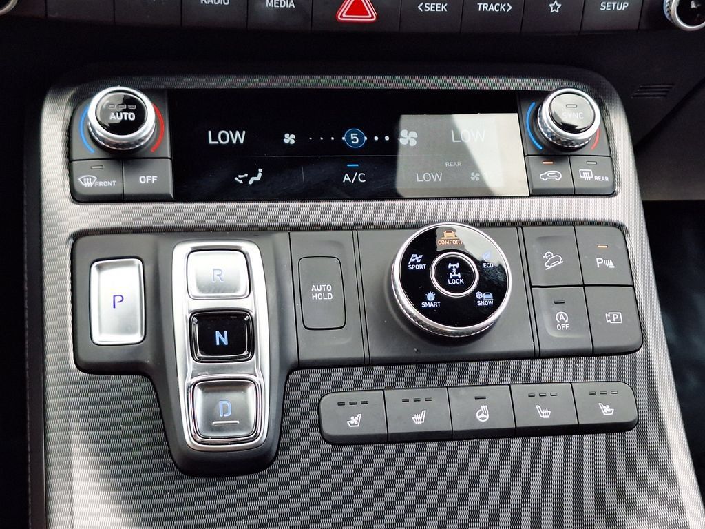 Certified 2025 Hyundai Palisade Calligraphy AWD/4WD image 26