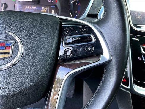 Used 2014 Cadillac SRX Luxury FWD image 18