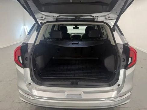 Used 2022 GMC Terrain Denali w/ LPO, Cargo Package AWD/4WD image 8