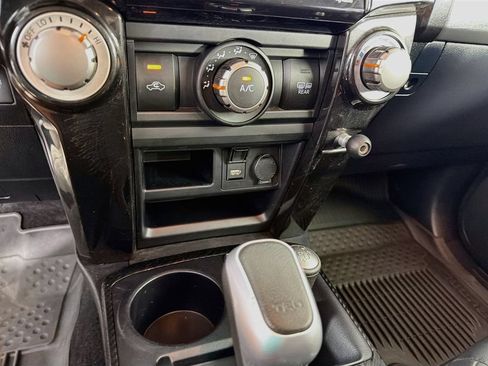 Used 2023 Toyota 4Runner TRD Off-Road Premium w/ Off Road Premium Plus Package AWD/4WD image 19