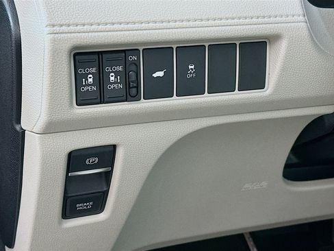 New 2026 Honda Odyssey EX-L image 10