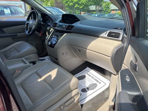 Used 2011 Honda Odyssey EX-L image 16