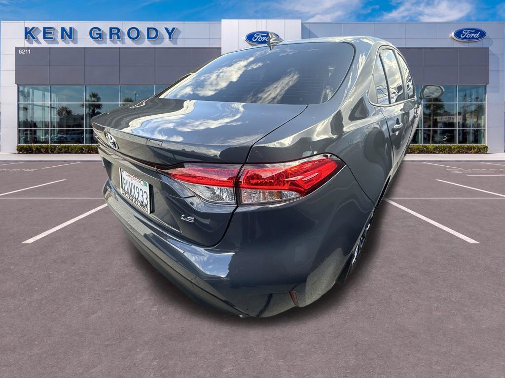 Used 2026 Toyota Corolla LE FWD image 8