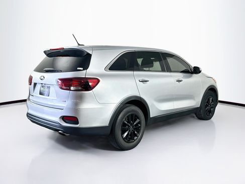 Used 2020 Kia Sorento L FWD image 9