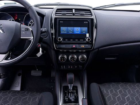 New 2026 Mitsubishi Outlander Sport LE AWD/4WD image 11