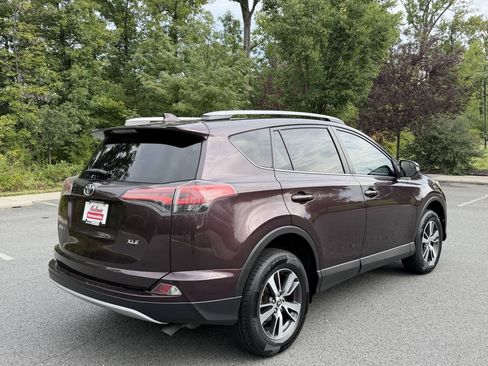 Used 2016 Toyota RAV4 XLE FWD image 5