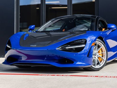 Used 2026 McLaren 750S RWD image 4